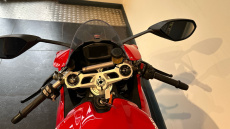 Ducati Panigale V2 (25MY)